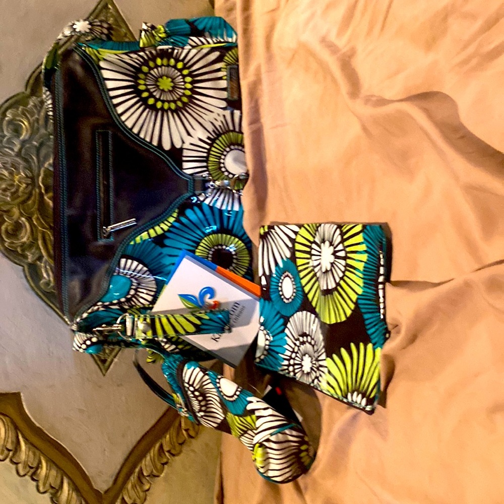 Kalencom neworleans diaper bag SET with thinsulated bootle cooler. Extra bag.